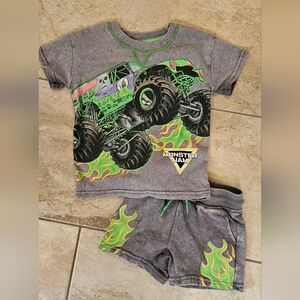 Monster Jam Green Grave Digger Two-Piece Tee & Shorts Set